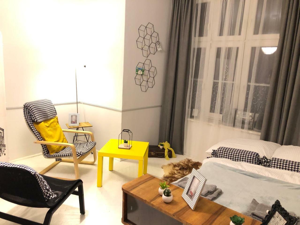 Luxury Retro Apartment, City Center, Wifi Kraków Exteriör bild